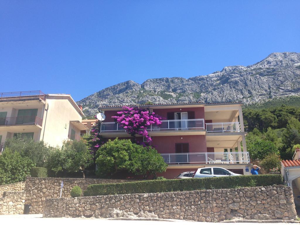 Apartments Villa Karme Brela Exterior foto